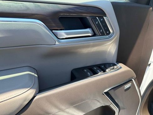 New 2026 GMC Sierra 1500 SLT w/ SLT Premium Plus Package AWD/4WD image 18