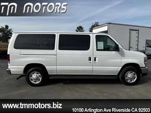 Used 2011 Ford E-350 and Econoline 350 XLT image 17