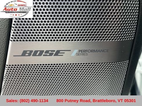 Certified 2025 GMC Yukon AT4 Ultimate AWD/4WD image 33