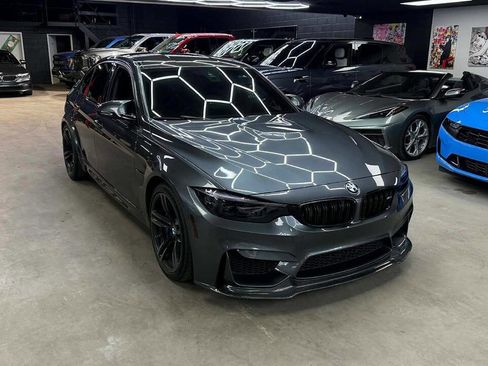 Used 2018 BMW M3 RWD image 3