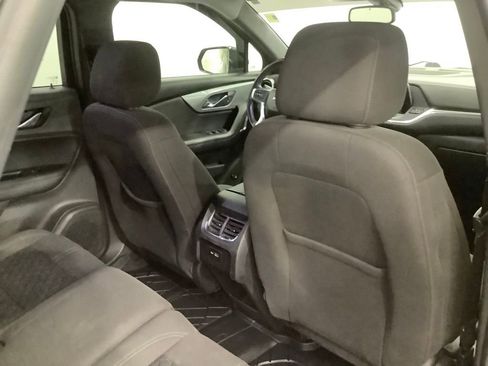 Used 2019 Chevrolet Blazer LT image 32