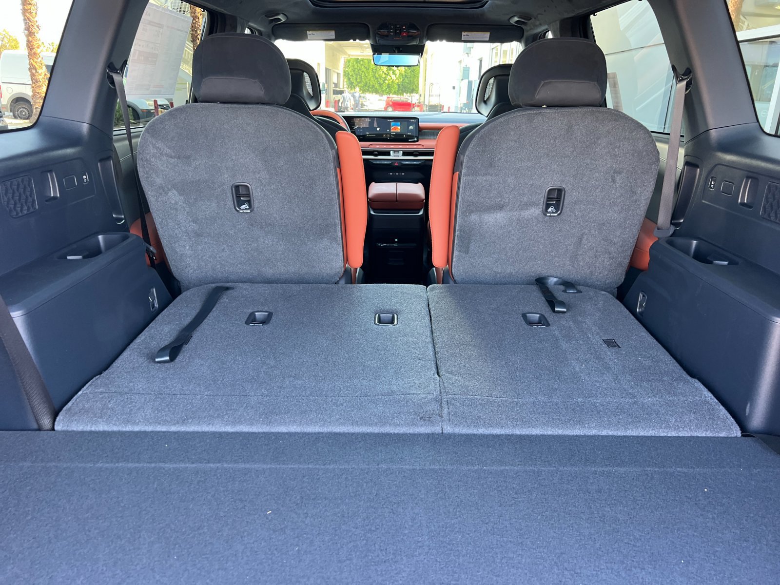 New 2027 Kia Telluride SX Prestige AWD/4WD image 16
