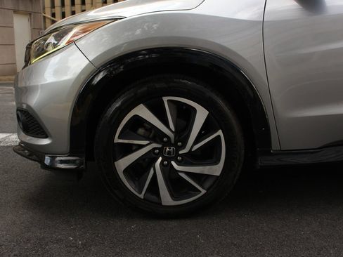 Used 2019 Honda HR-V Sport image 11