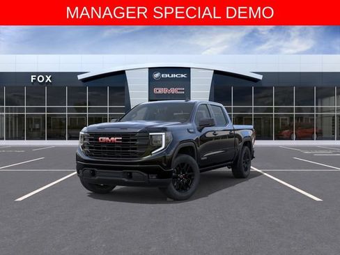 Used 2026 GMC Sierra 1500 Elevation AWD/4WD image 8