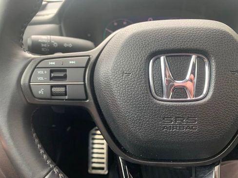 Used 2025 Honda Accord Sport image 9