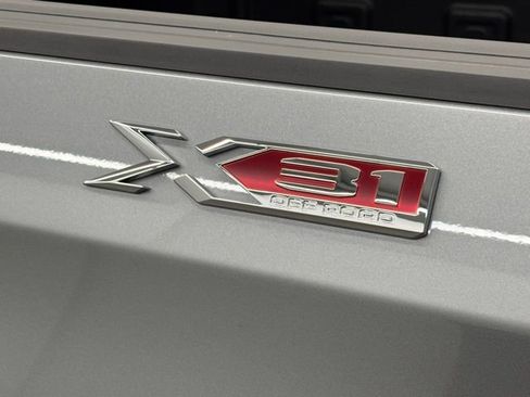 Used 2026 GMC Sierra 1500 SLT w/ SLT Premium Plus Package image 10