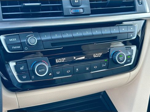 Used 2018 BMW 330i Sedan image 16