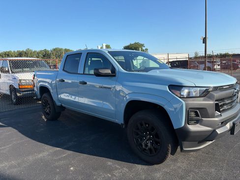 Used 2026 Chevrolet Colorado W/T w/ WT Custom Package AWD/4WD image 3