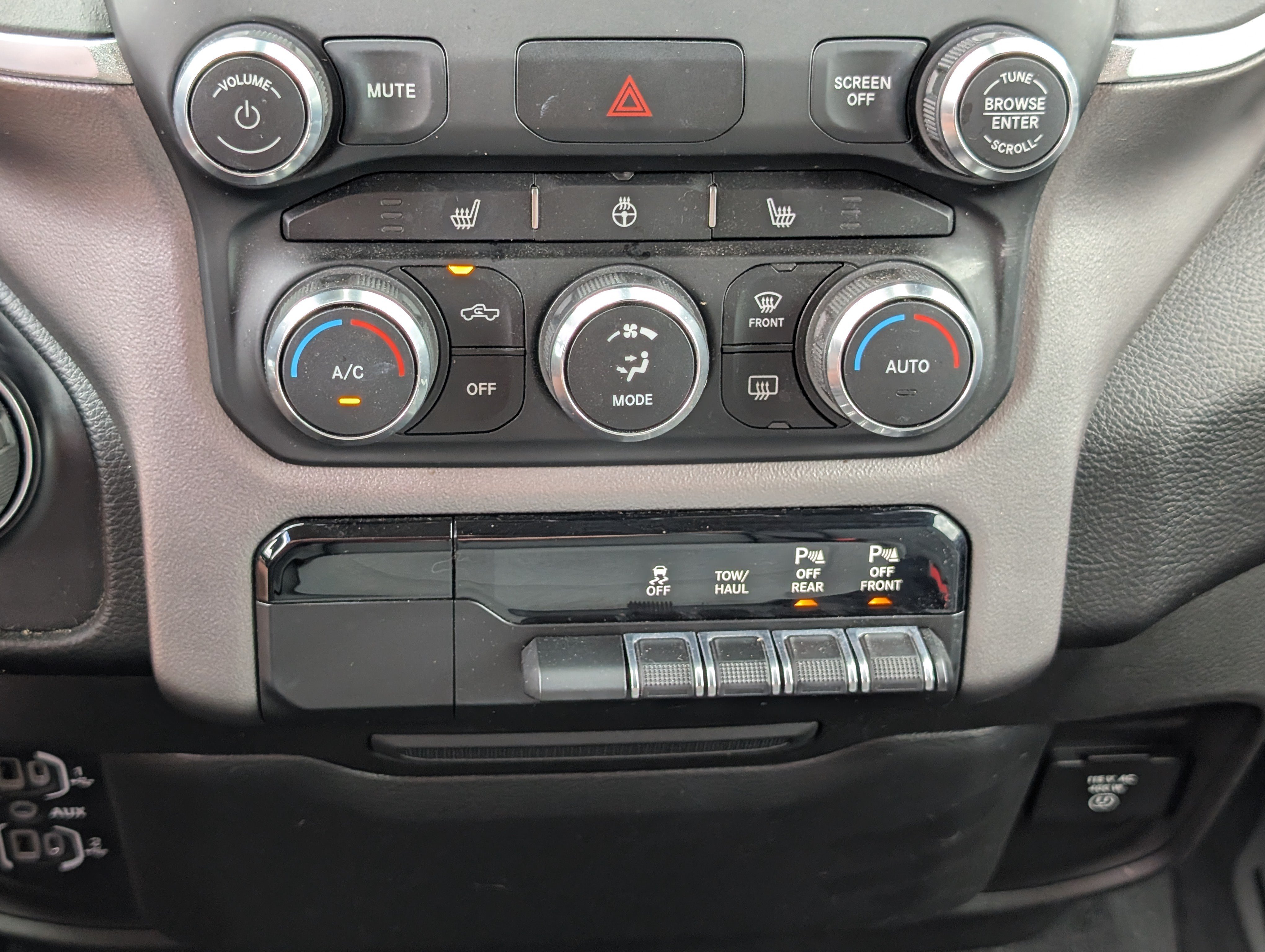 Used 2019 RAM 1500 Big Horn AWD/4WD image 29
