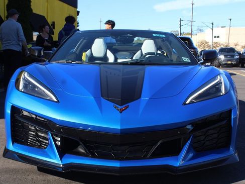 Used 2024 Chevrolet Corvette Z06 image 31