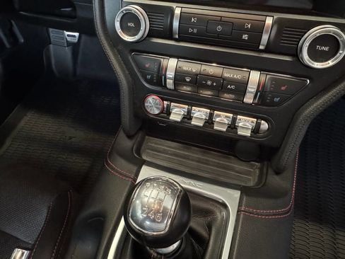 Used 2021 Ford Mustang GT Premium w/ Equipment Group 401A image 19