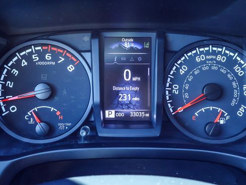 Used 2023 Toyota Tacoma SR w/ SR Convenience Package image 11