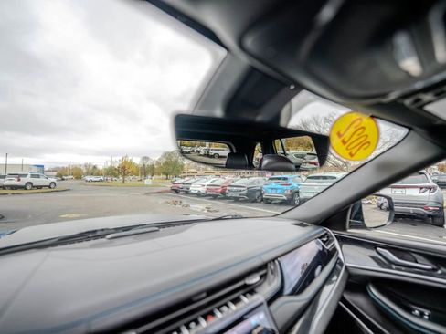 Used 2022 Jeep Grand Cherokee Trailhawk image 18