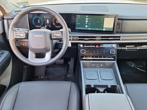 New 2025 Hyundai Santa Fe XRT AWD/4WD image 15