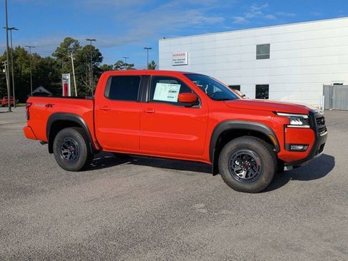 New 2025 Nissan Frontier PRO-4X w/ Interior Protection Package image 2