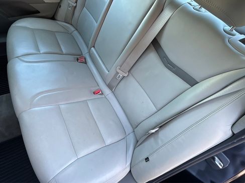 Used 2014 Cadillac XTS Platinum image 25