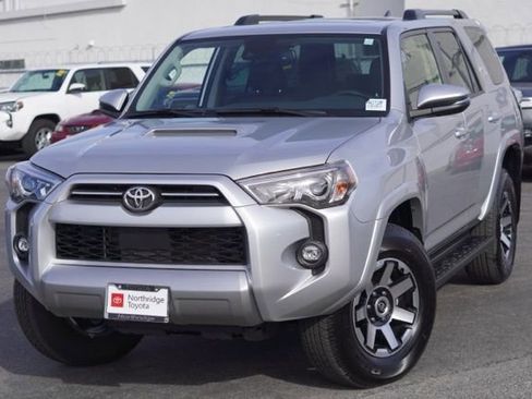 Certified 2024 Toyota 4Runner TRD Off-Road Premium w/ Moonroof Package image 4