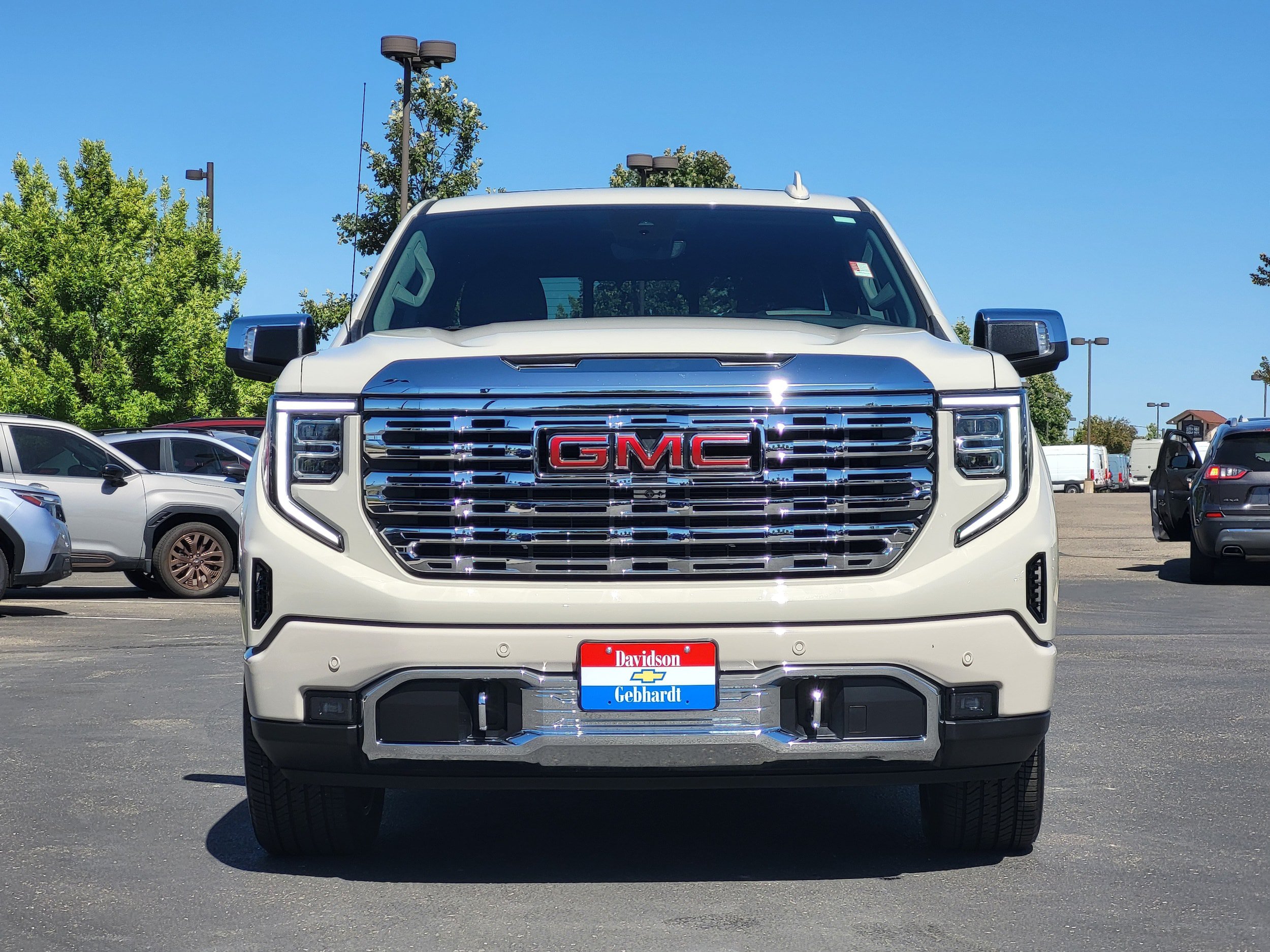 Used 2026 GMC Sierra 1500 Denali AWD/4WD image 2