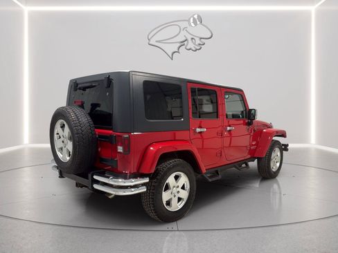 Used 2010 Jeep Wrangler Unlimited Sahara w/ Mopar Chrome Edition Group AWD/4WD image 5