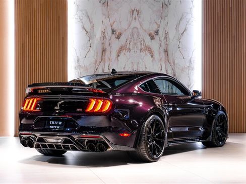 Used 2022 Ford Mustang Shelby GT500 w/ Technology Package RWD image 4