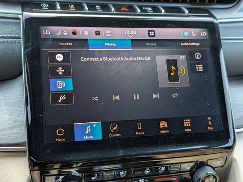 Used 2025 Jeep Grand Cherokee Limited w/ Luxury Tech Group II image 29