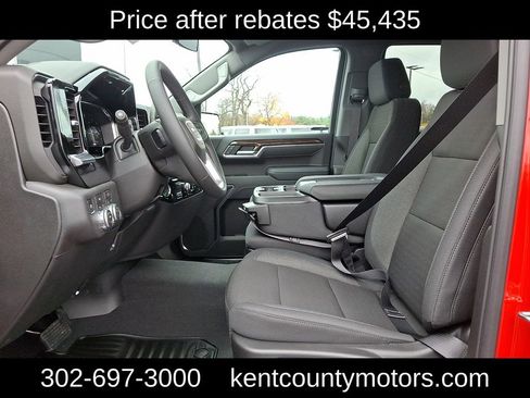 New 2026 GMC Sierra 1500 Elevation image 11