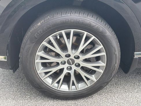 Used 2024 Genesis GV80 2.5T AWD/4WD image 11