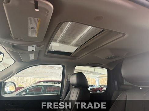 Used 2012 Chevrolet Avalanche LT w/ Suspension Package, Off-Road image 18