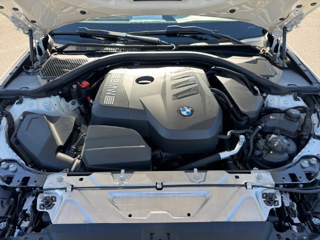 Used 2025 BMW 330i xDrive Sedan w/ Premium Package AWD/4WD image 19