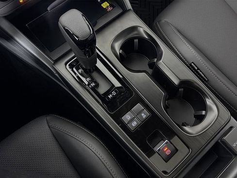 New 2026 Subaru Outback Limited image 17