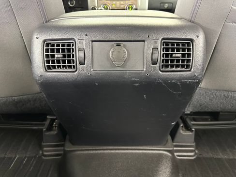 Used 2021 Toyota Tundra SR5 w/ TRD Off-Road Package AWD/4WD image 27