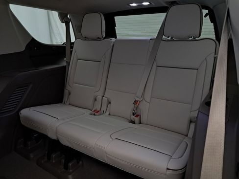 Used 2021 GMC Yukon Denali w/ Denali Premium Package image 48