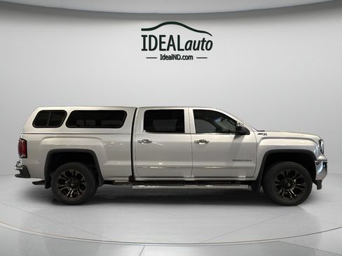 Used 2017 GMC Sierra 1500 SLT w/ SLT Premium Package AWD/4WD image 12