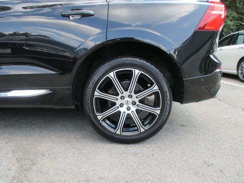 Used 2018 Volvo XC60 T5 Inscription w/ Convenience Package AWD/4WD image 22