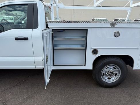 New 2026 Ford F250 XL w/ XL Chrome Package image 12