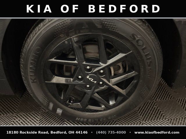 Certified 2025 Kia K5 LXS FWD image 26