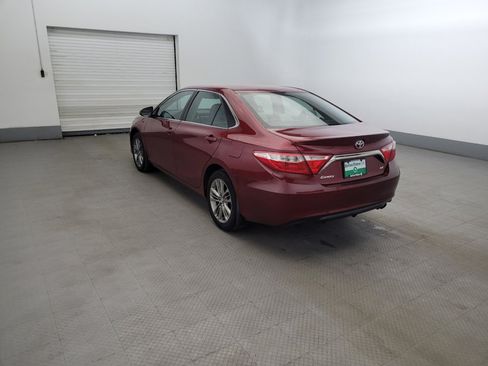 Used 2017 Toyota Camry SE FWD image 5