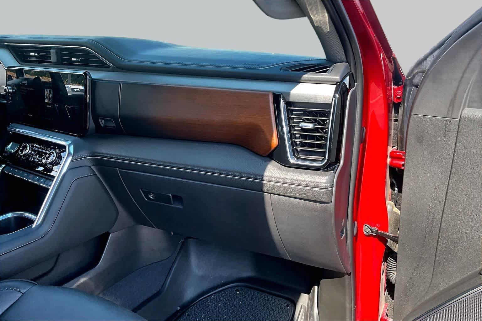 Used 2023 GMC Sierra 1500 Denali w/ Denali Reserve Package AWD/4WD image 19