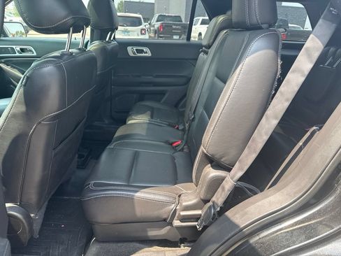 Used 2015 Ford Explorer Sport w/ Equipment Group 401A AWD/4WD image 11