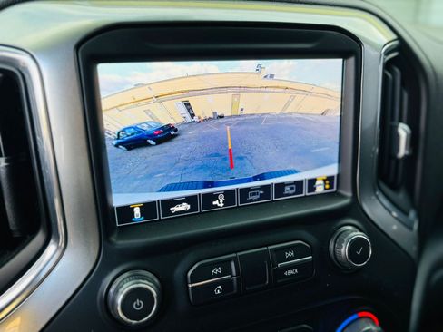 Used 2021 Chevrolet Silverado 2500 LTZ w/ LTZ Convenience Package AWD/4WD image 26