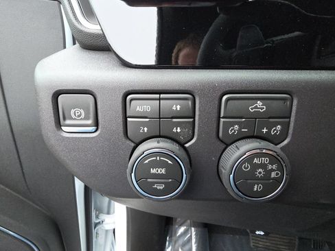 New 2026 Chevrolet Silverado 1500 LT Trail Boss w/ Convenience Package II AWD/4WD image 21
