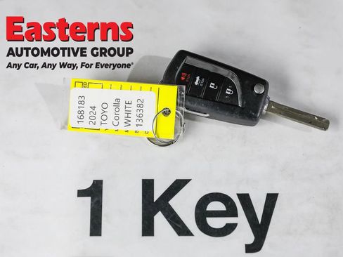 Used 2024 Toyota Corolla LE image 34