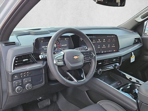New 2026 Chevrolet Tahoe Premier image 3