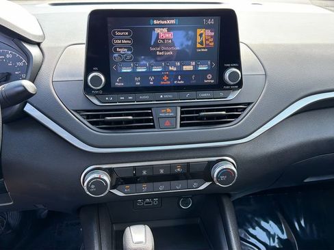 Certified 2025 Nissan Altima 2.5 S image 22