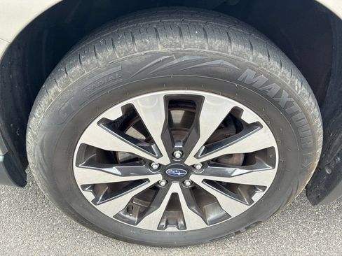 Used 2016 Subaru Outback 2.5i Limited AWD/4WD image 13