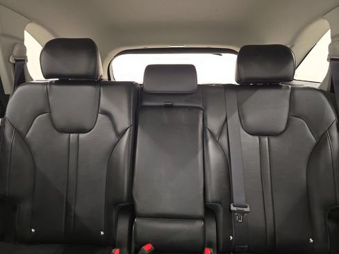 Used 2024 Kia Sorento S FWD image 20