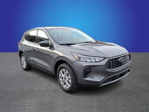 New 2025 Ford Escape Active w/ Cold Weather Package image 2