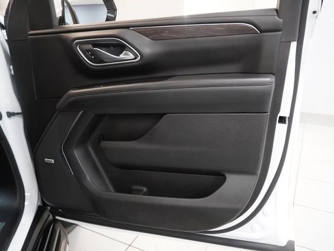 Used 2023 Chevrolet Tahoe LT AWD/4WD image 38