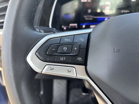 Certified 2024 Volkswagen Jetta SE w/ Panoramic Sunroof Package image 25