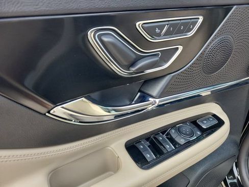 Certified 2025 Lincoln Corsair FWD image 22